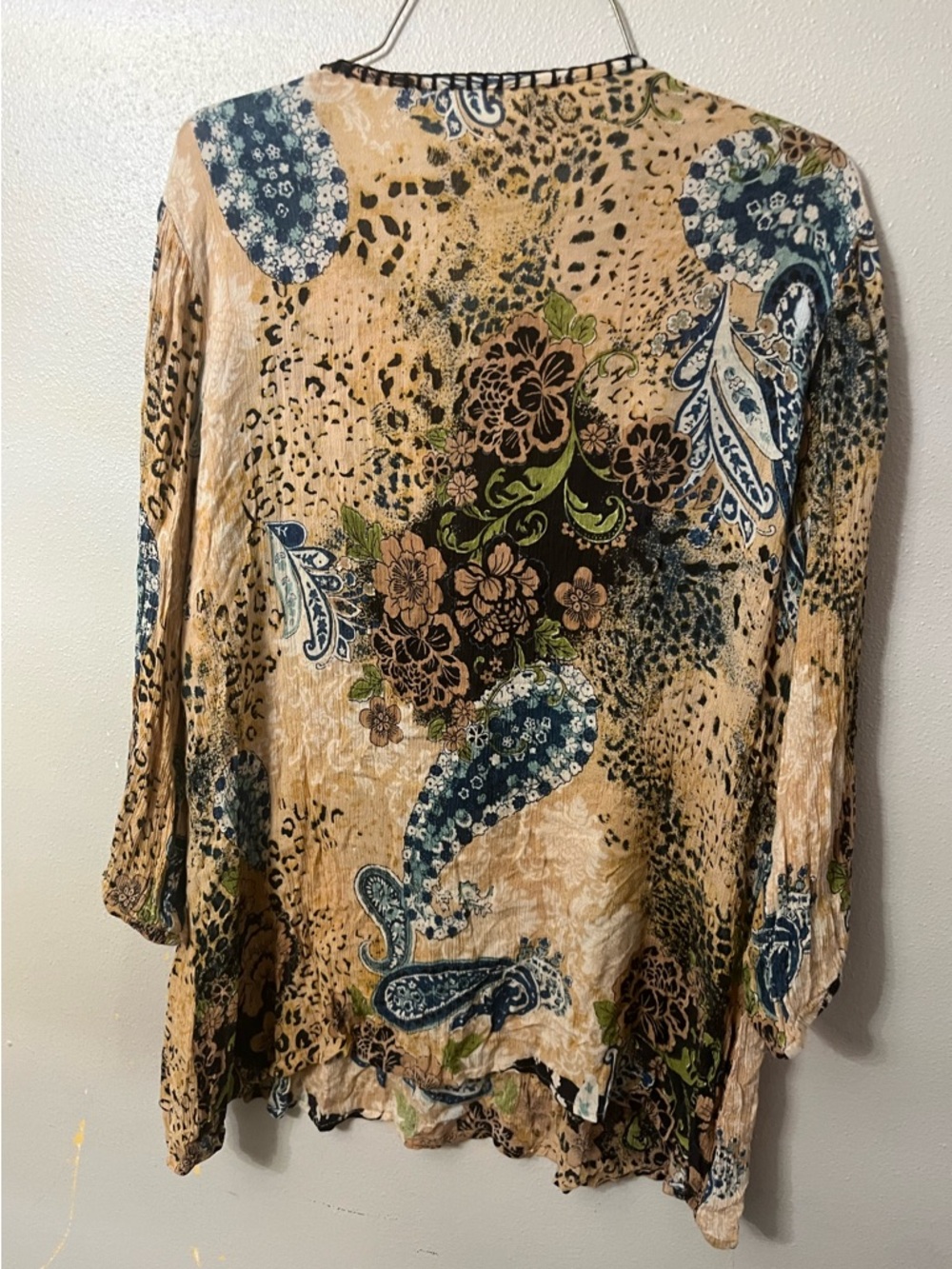 Dressbarn Boho Patchwork Blouse Size M Embellished Lace Trim Floral Animal Print - Picture 4 of 4